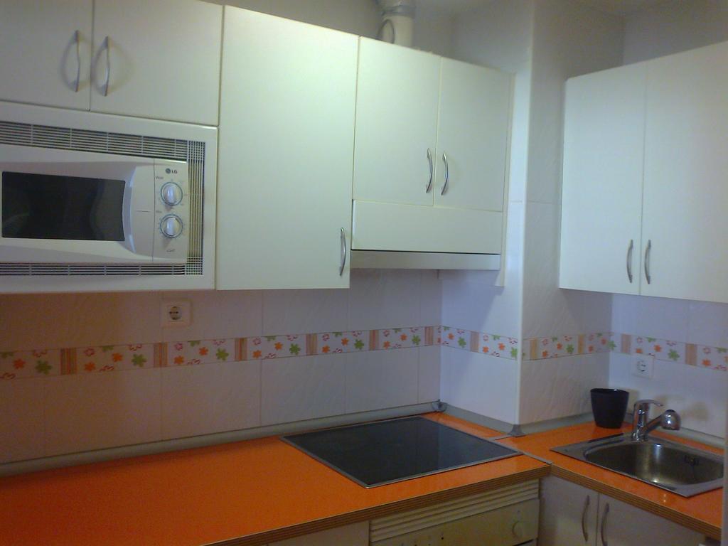 Apartamentos Bahia De Huelin Málaga Exteriör bild